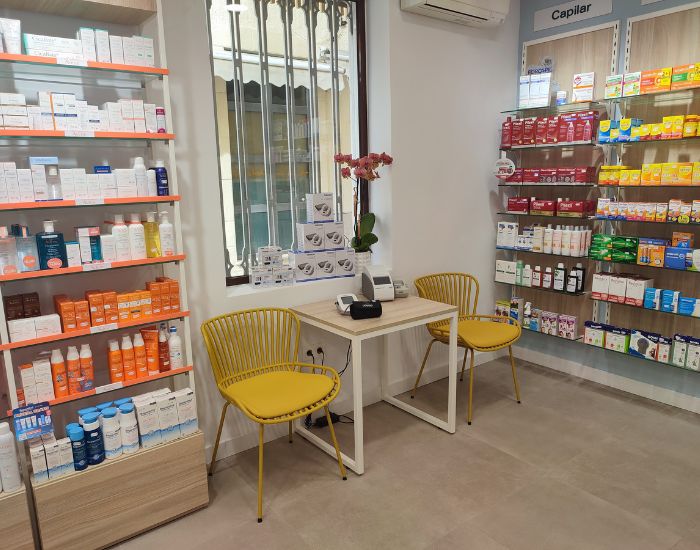 interior farmacia pepa marti